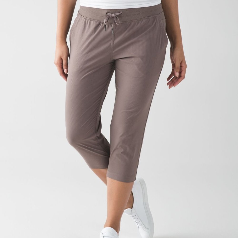 Lululemon Drawstring Pants sz 2